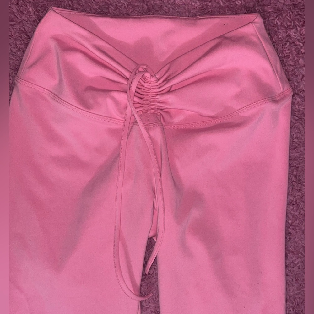 PINK Victoria’s Secret leggings